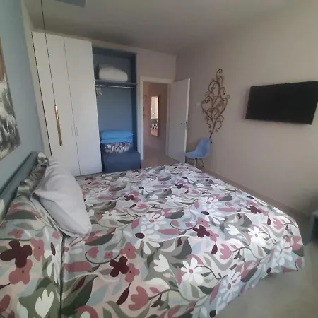 Mario's House On Idro Appartement *